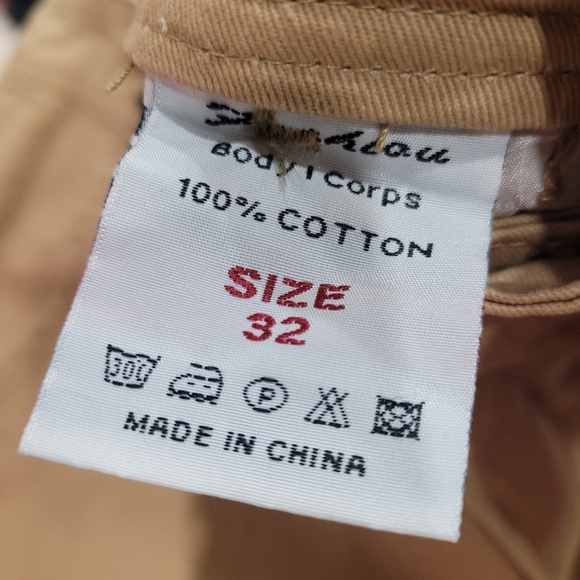 Men's Tan Cargo Shorts - Picture 5 of 5